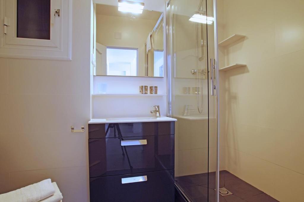 Warm Sands Apartment By Hello Homes シッチェス エクステリア 写真
